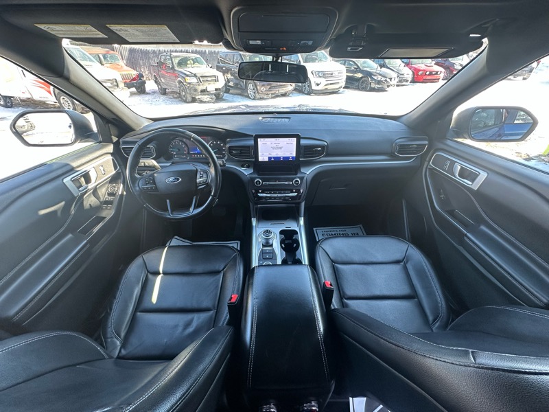 Ford Explorer XLT 4WD 2020