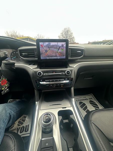 Ford Explorer XLT 4WD 2020