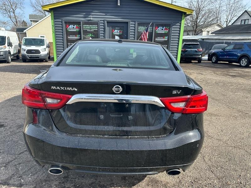 Nissan Maxima SV 3.5L 2018