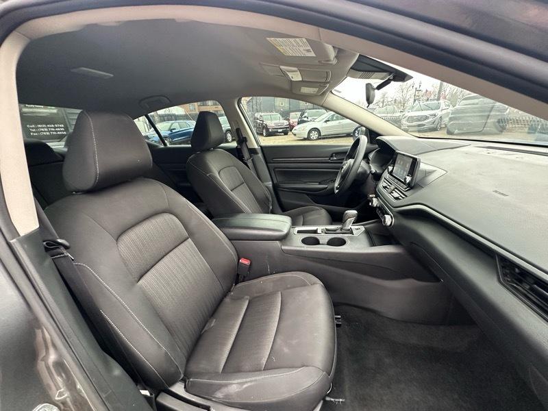 Nissan Altima 2.5 S Sedan 2024