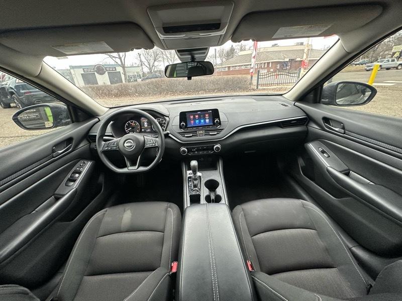 Nissan Altima 2.5 S Sedan 2024