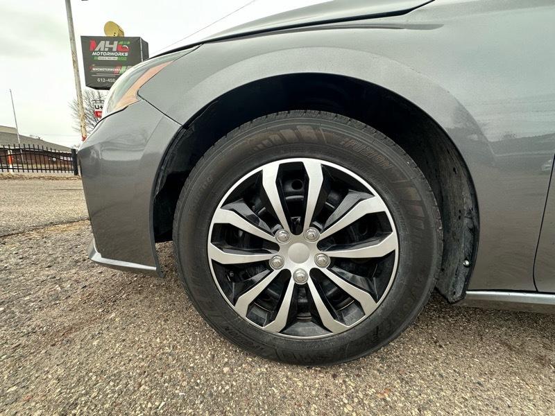 Nissan Altima 2.5 S Sedan 2024