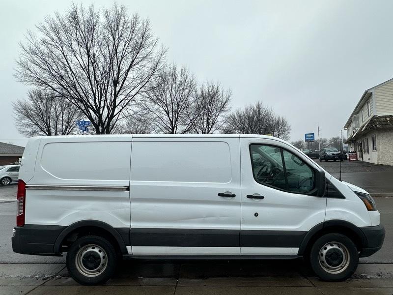 Ford Transit Van T-150 130" Low Rf 8600 GVWR Sliding RH Dr 2017
