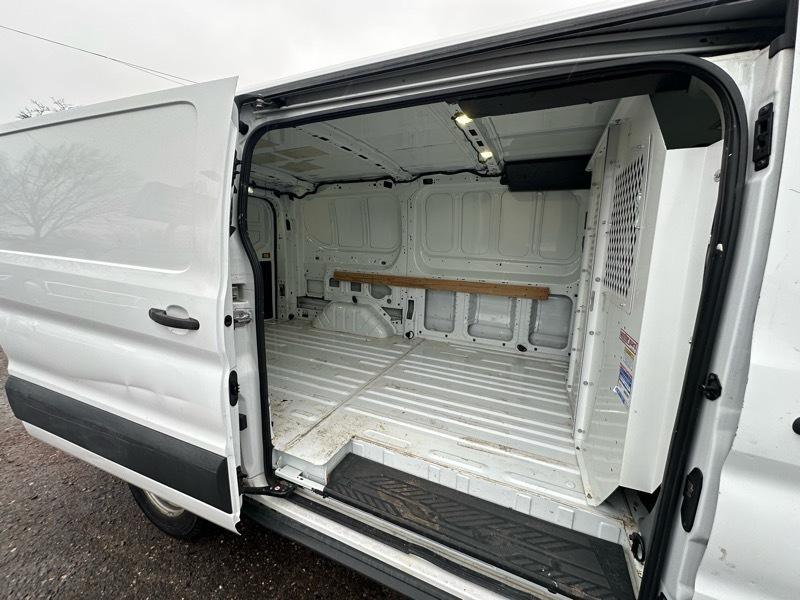 Ford Transit Van T-150 130" Low Rf 8600 GVWR Sliding RH Dr 2017