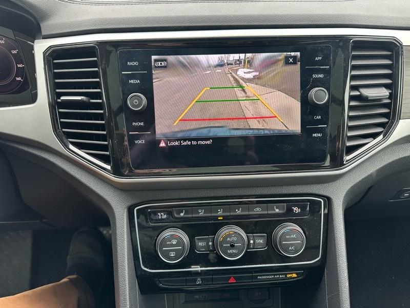 Volkswagen Atlas 3.6L V6 SE w/Technology 4MOTION 2022