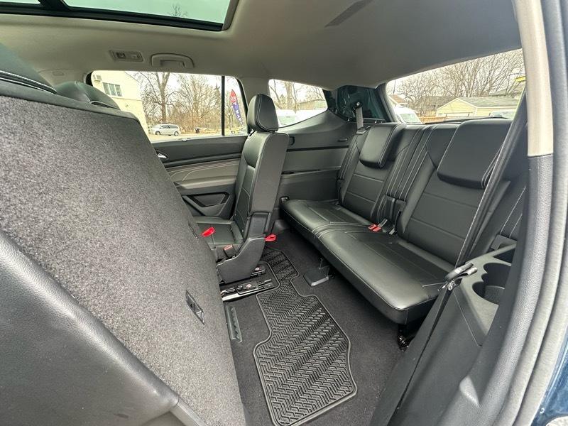 Volkswagen Atlas 3.6L V6 SE w/Technology 4MOTION 2022