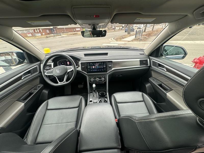 Volkswagen Atlas 3.6L V6 SE w/Technology 4MOTION 2022