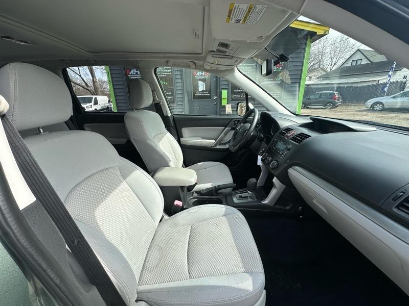 Subaru Forester 4dr Auto 2.5i Premium PZEV 2014