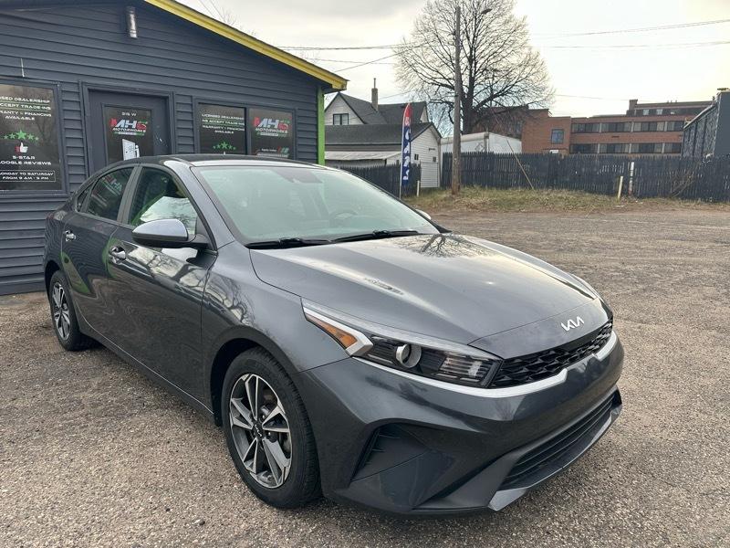 Kia Forte LXS IVT 2024