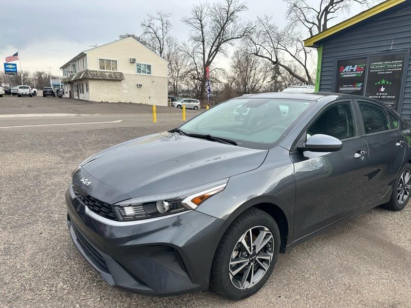 Kia Forte LXS IVT 2024