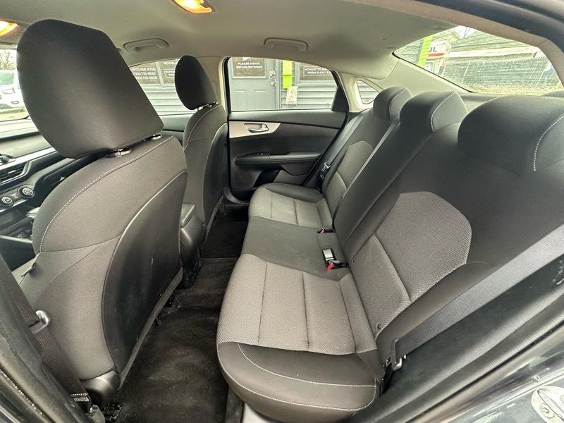 Kia Forte LXS IVT 2024