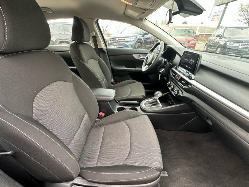 Kia Forte LXS IVT 2024