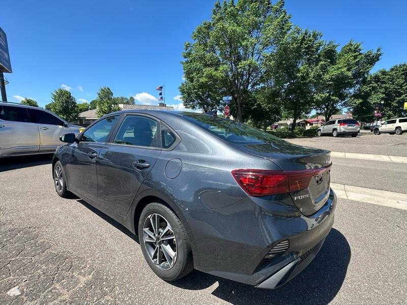 Kia Forte LXS IVT 2024