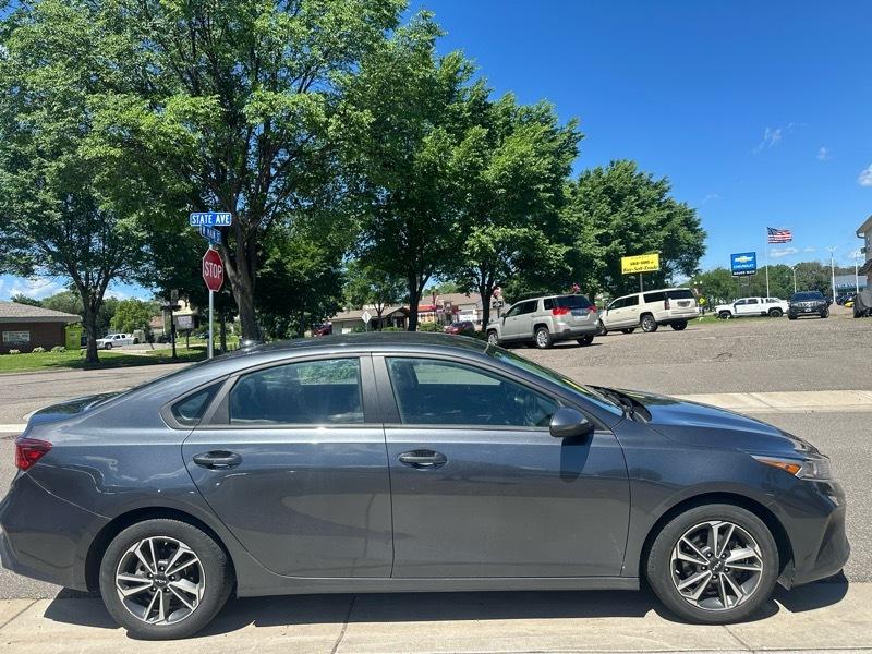 Kia Forte LXS IVT 2024