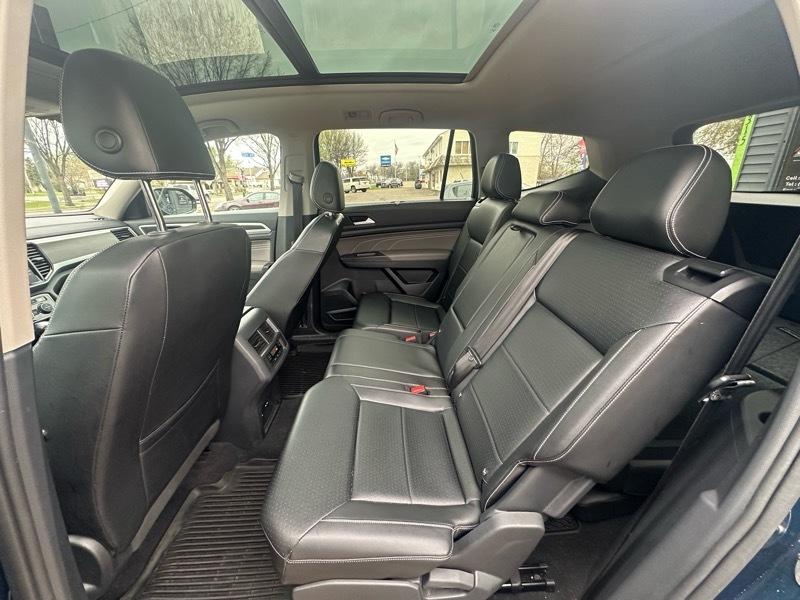 Volkswagen Atlas SE 4D SUV 4M w/Tech 2022