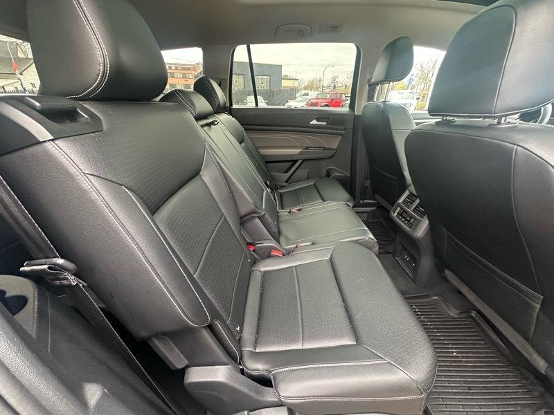 Volkswagen Atlas SE 4D SUV 4M w/Tech 2022