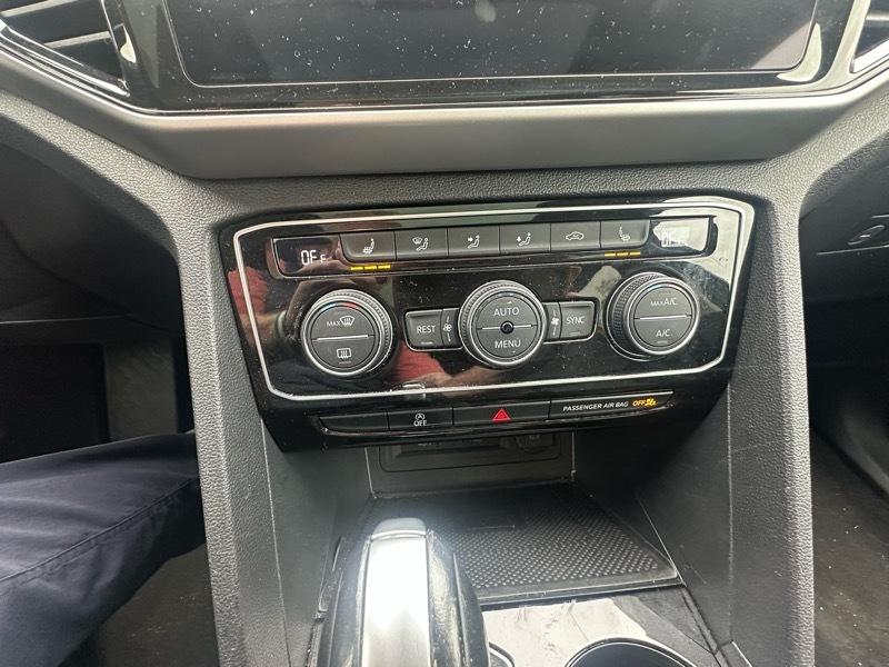 Volkswagen Atlas SE 4D SUV 4M w/Tech 2022