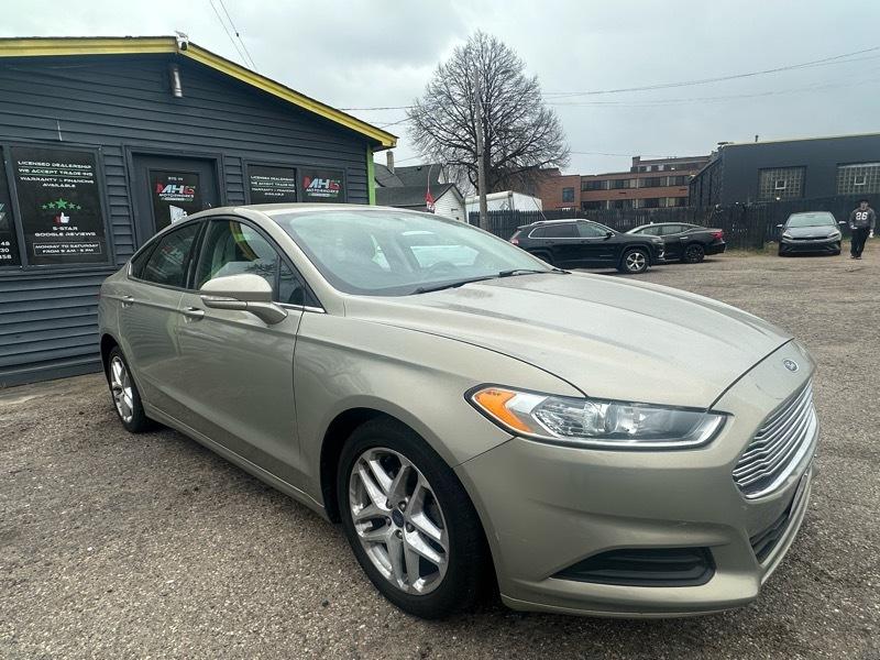 Ford Fusion 4dr Sdn SE FWD 2015
