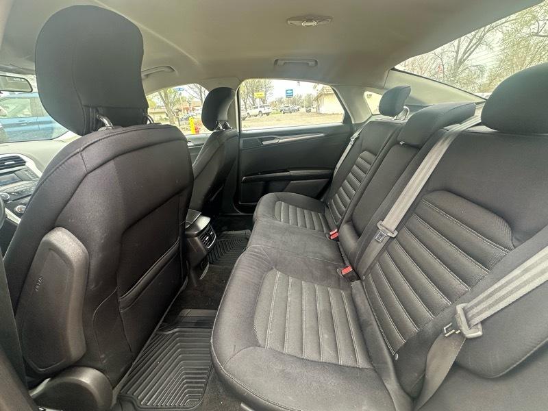 Ford Fusion 4dr Sdn SE FWD 2015