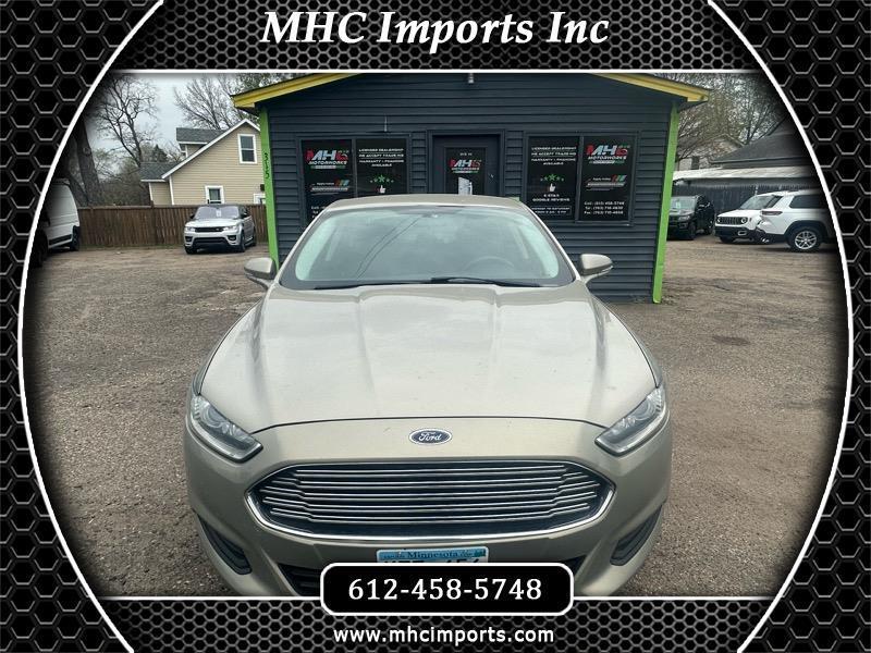 2015 Ford Fusion 4dr Sdn SE FWD