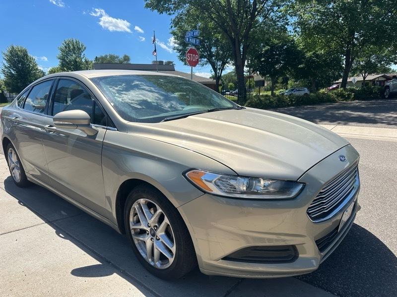 Ford Fusion 4dr Sdn SE FWD 2015