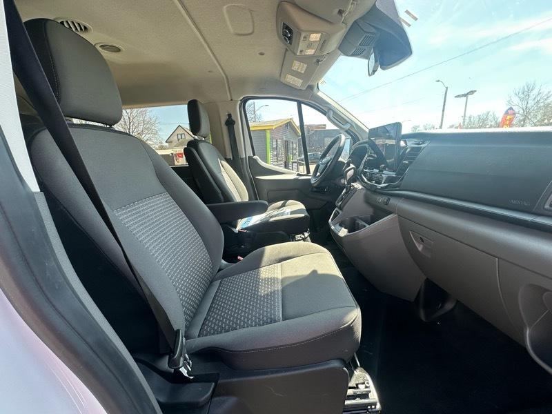 Ford Transit Passenger Wagon T-350 148" Low Roof XLT RWD 2025