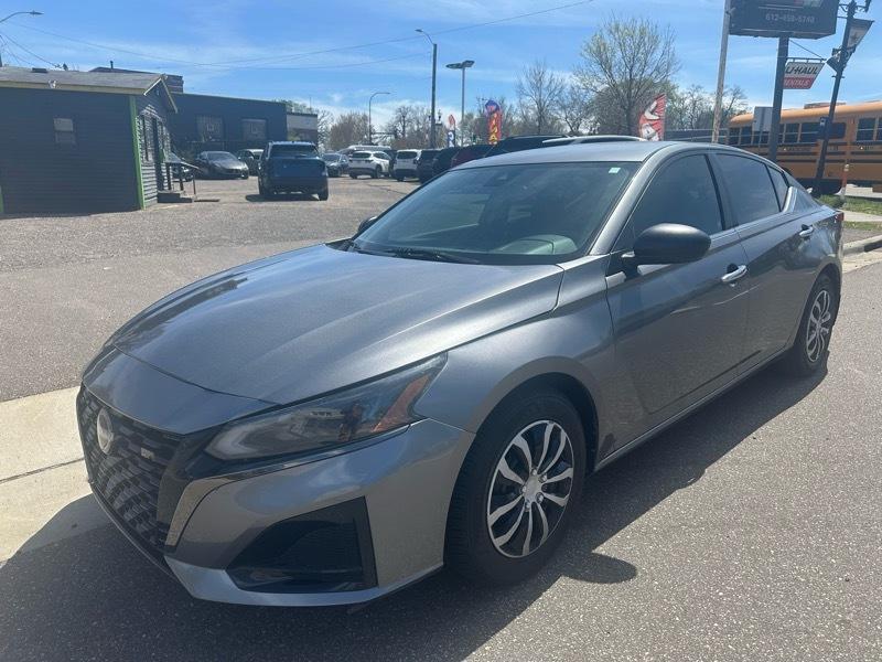 Nissan Altima 2.5 S Sedan 2024