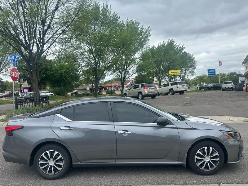 Nissan Altima 2.5 S Sedan 2024