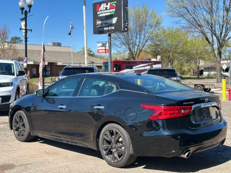Nissan Maxima SV 3.5L 2018