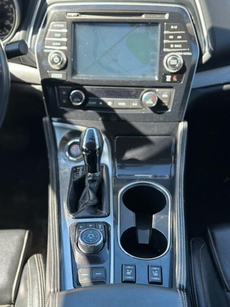 Nissan Maxima SV 3.5L 2018