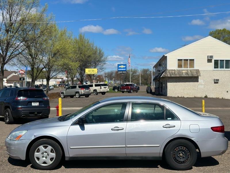 Honda Accord Sdn LX AT 2005