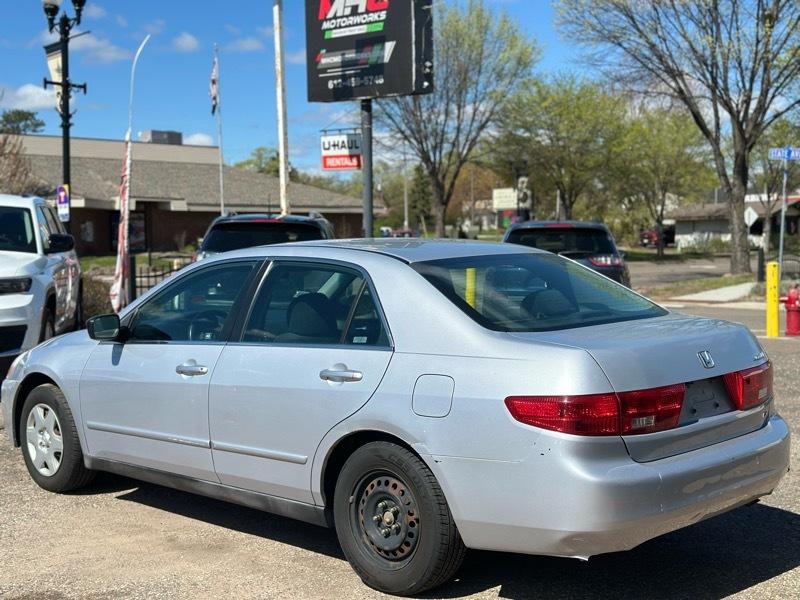 Honda Accord Sdn LX AT 2005