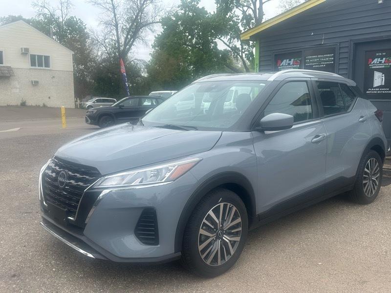 Nissan Kicks SV FWD 2023