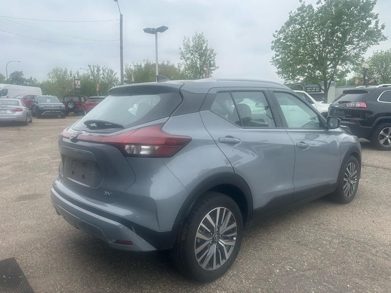 Nissan Kicks SV FWD 2023