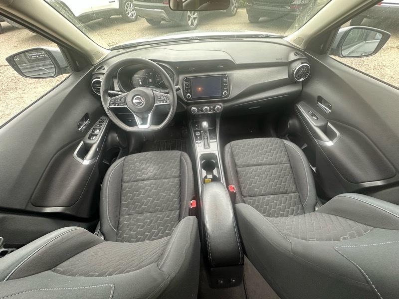 Nissan Kicks SV FWD 2023