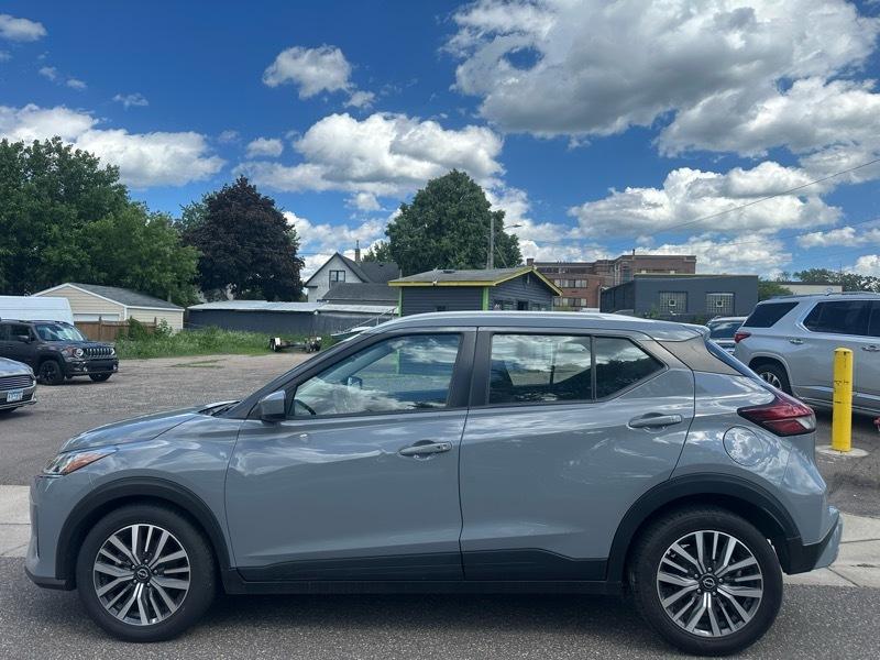 Nissan Kicks SV FWD 2023