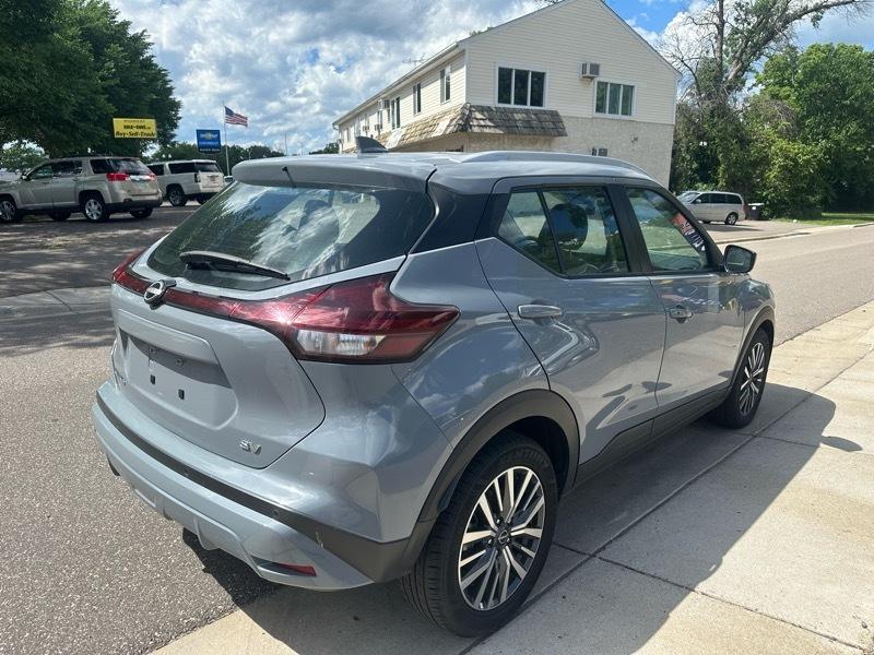 Nissan Kicks SV FWD 2023