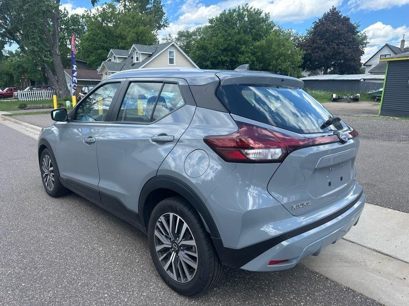 Nissan Kicks SV FWD 2023