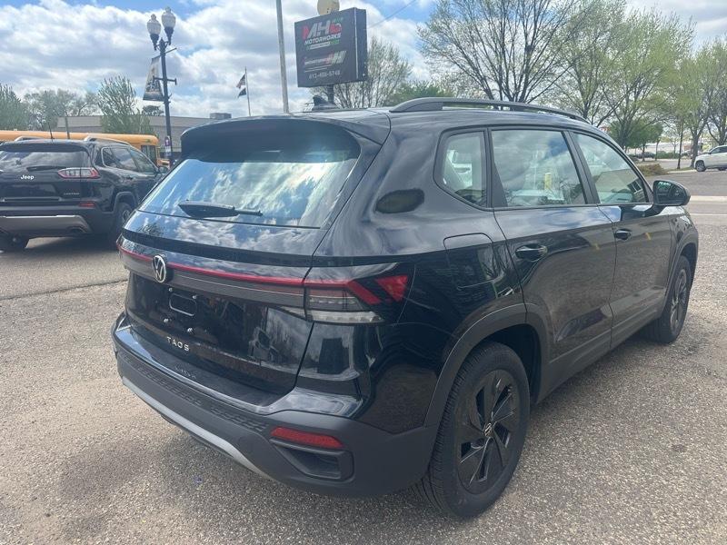 Volkswagen Taos S FWD 2026