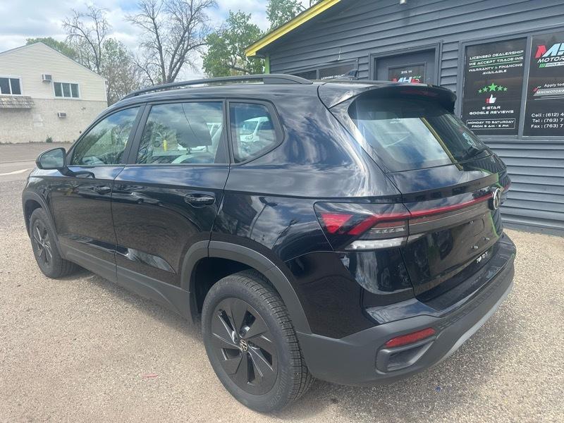 Volkswagen Taos S FWD 2026