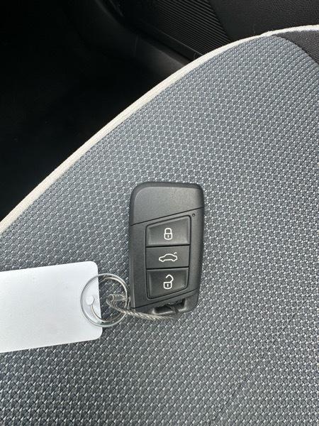 Volkswagen Taos S FWD 2026