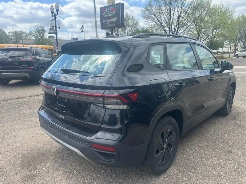 Volkswagen Taos S FWD 2026