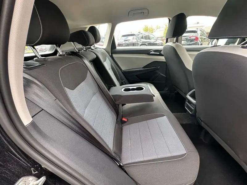 Volkswagen Taos S FWD 2026