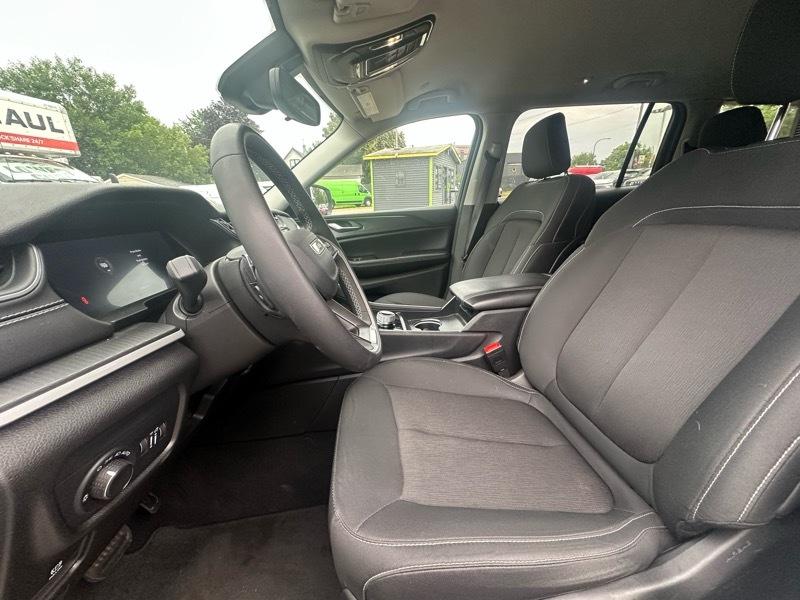 Jeep Grand Cherokee L Laredo 4x4 2023
