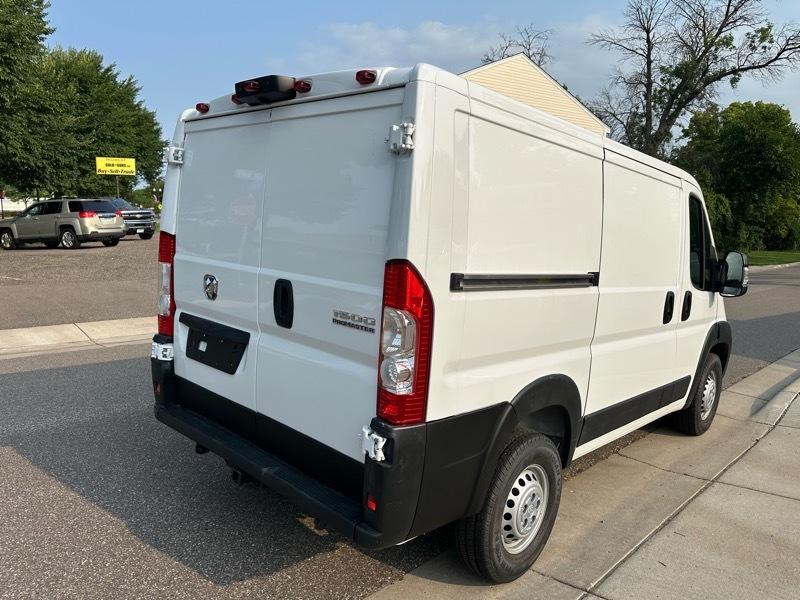 RAM ProMaster Cargo Van Tradesman 1500 Low Roof 118" WB w/Pass Seat 2025