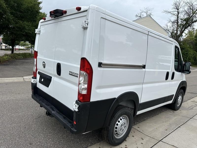 RAM ProMaster Cargo Van Tradesman 1500 Low Roof 118" WB w/Pass Seat 2025
