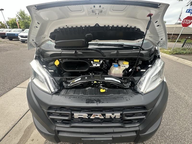 RAM ProMaster Cargo Van Tradesman 1500 Low Roof 118" WB w/Pass Seat 2025