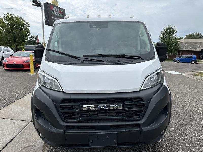 2025 RAM ProMaster Cargo Van Tradesman 1500 Low Roof 118" WB w/Pass Seat