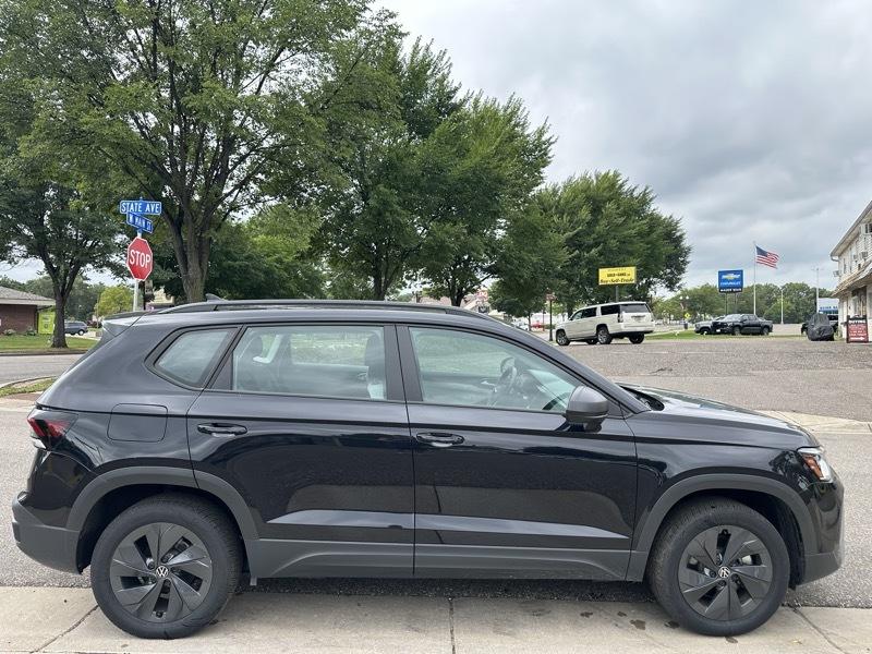 Volkswagen Taos S FWD 2026