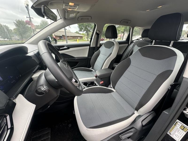 Volkswagen Taos S FWD 2026